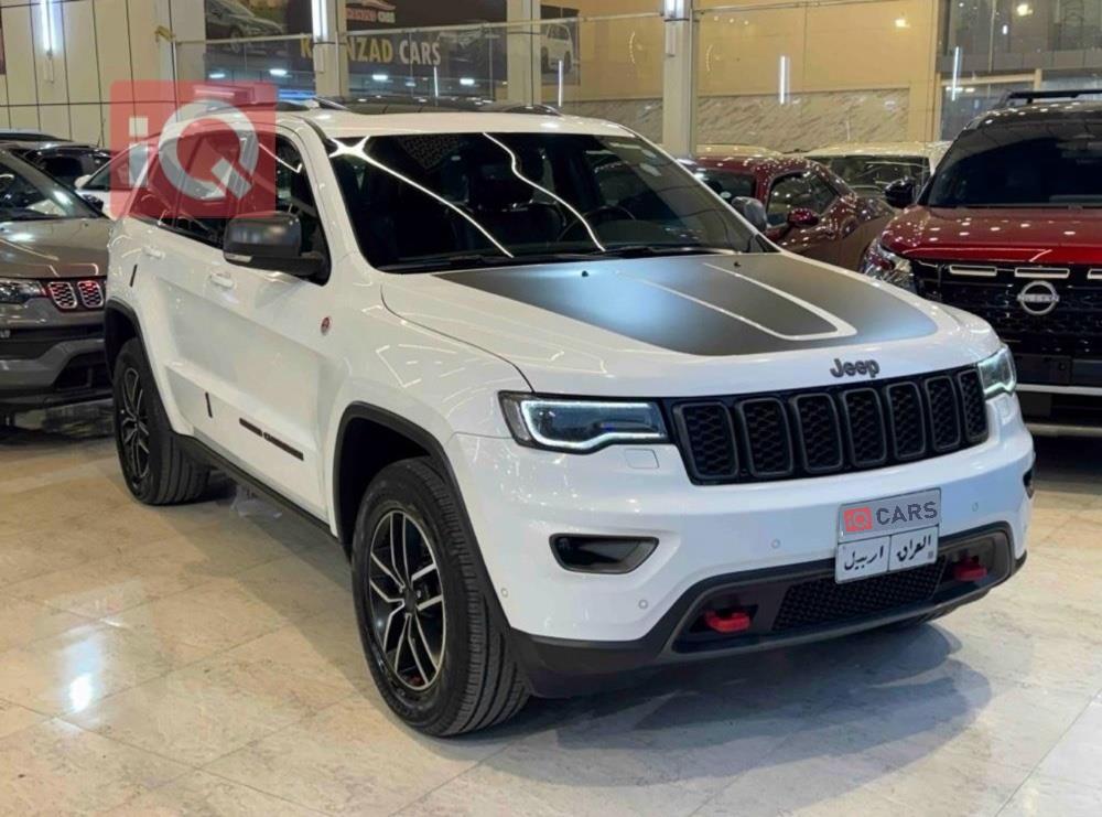 جيب جراند شيروكي